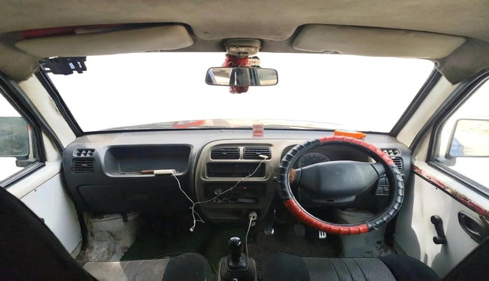 2011 Maruti Eeco 5 STR, CNG, Manual, 3,47,230 km, interior