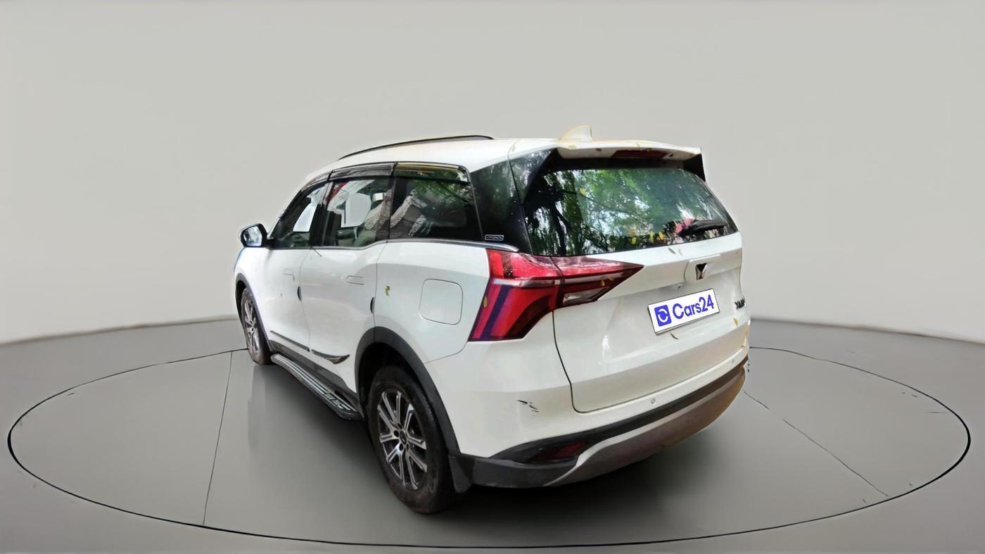 2024 Mahindra XUV700 AX 7 D AT 7 STR, Diesel, Automatic, 37,453 km, exterior