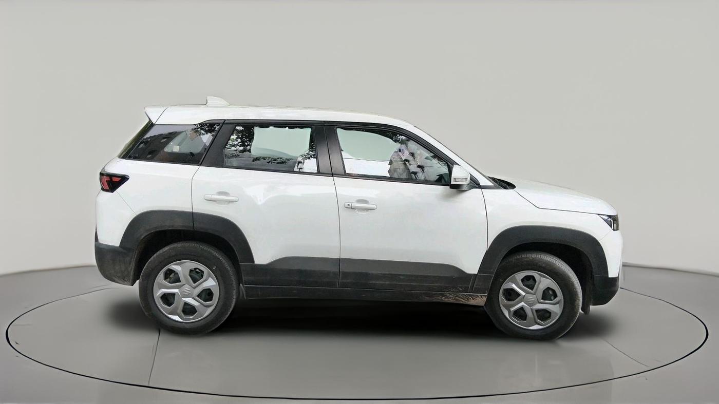 2025 Maruti BREZZA LXI, Petrol, Manual, 2,365 km, exterior