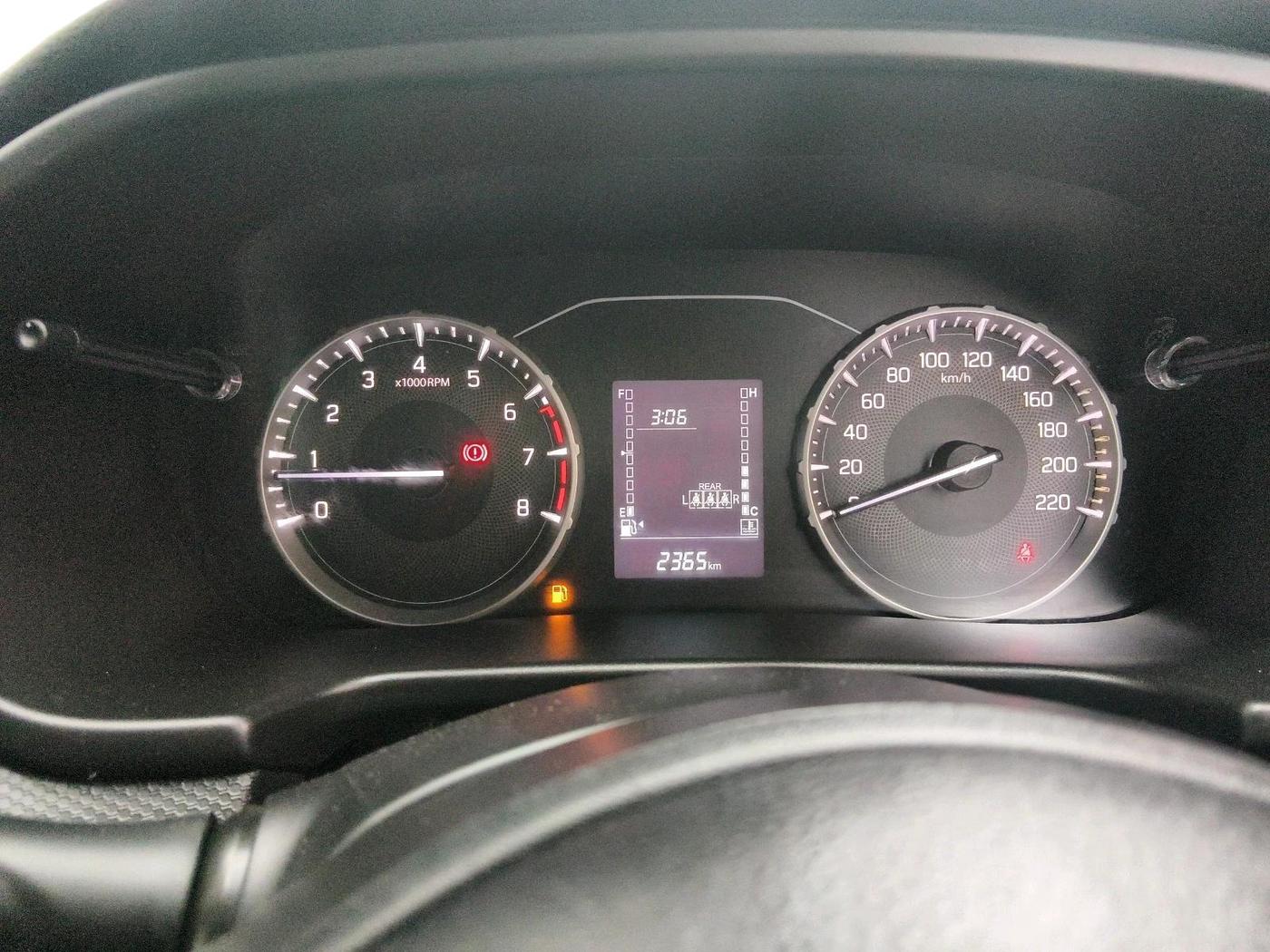 2025 Maruti BREZZA LXI, Petrol, Manual, 2,365 km, interior