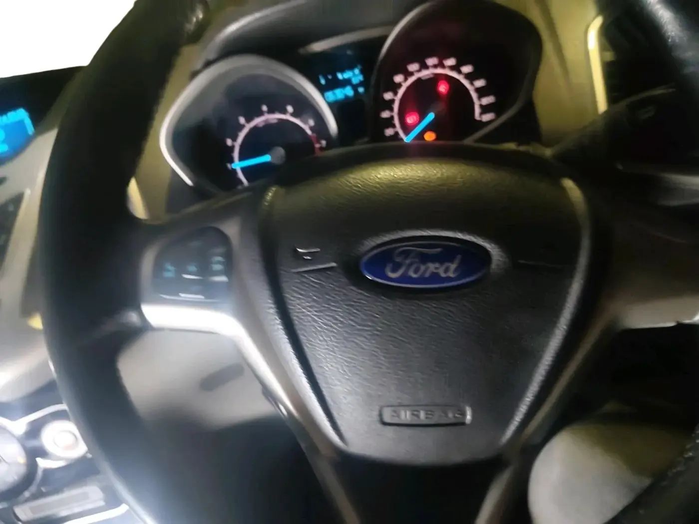 2015 Ford Ecosport TITANIUM 1.0L ECOBOOST, Petrol, Manual, 63,646 km, interior