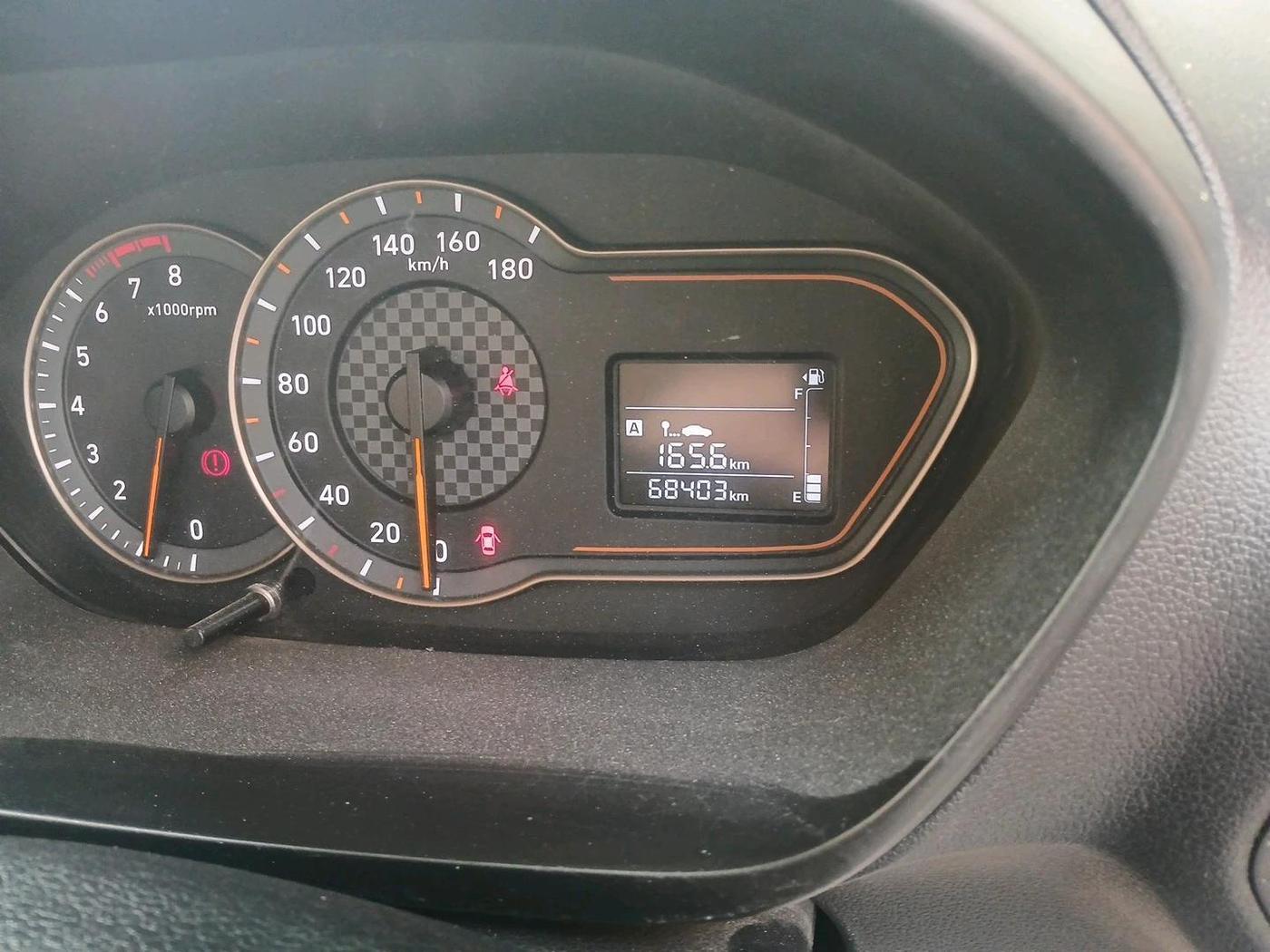 2019 Hyundai NEW SANTRO SPORTZ CNG, CNG, Manual, 68,403 km, interior