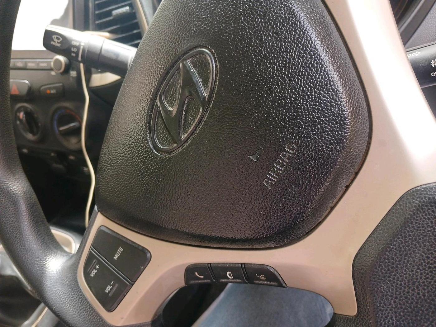 2019 Hyundai NEW SANTRO SPORTZ CNG, CNG, Manual, 68,403 km, interior