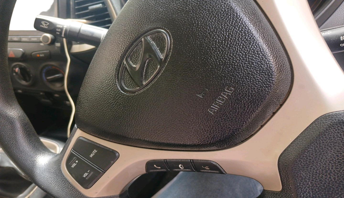 2019 Hyundai NEW SANTRO SPORTZ CNG, CNG, Manual, 68,403 km, interior