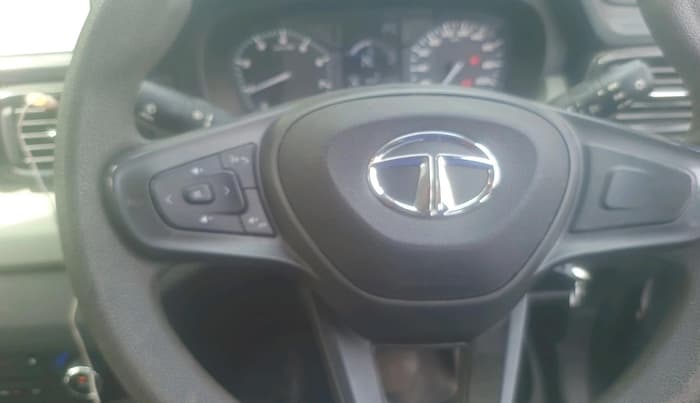 2022 Tata PUNCH ADVENTURE AMT, Petrol, Automatic, 16,197 km, interior