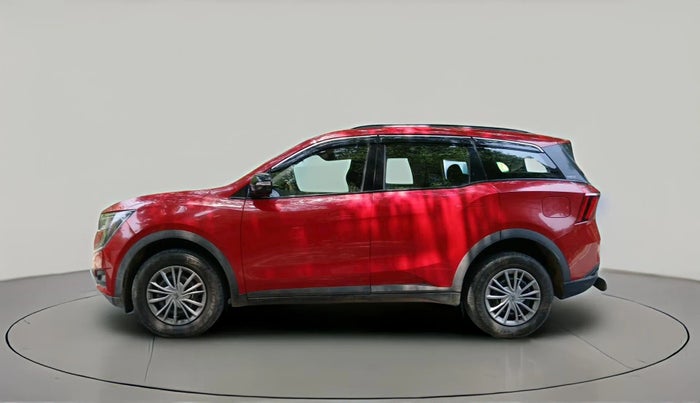 2022 Mahindra XUV700 AX 3 P MT 5 STR, Petrol, Manual, 70,833 km, exterior
