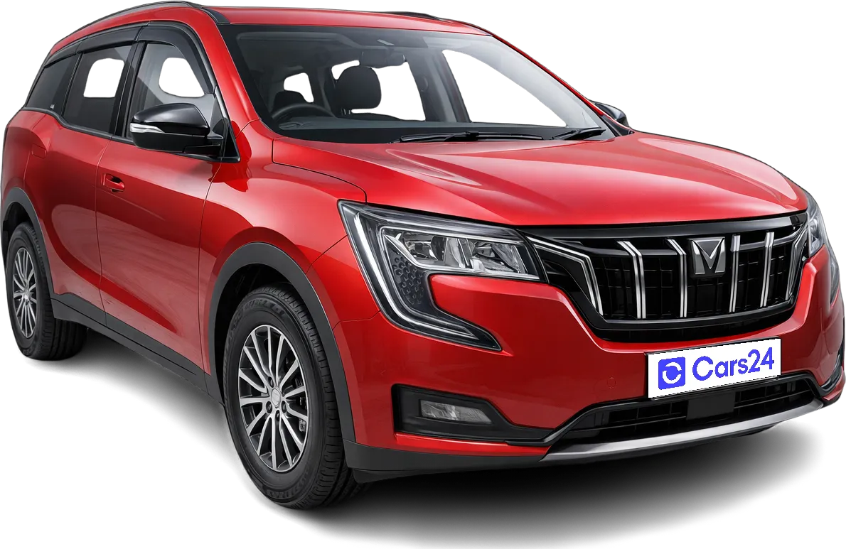 2022 Mahindra XUV700 - SUV - Petrol - Manual - ₹12.12 lakh