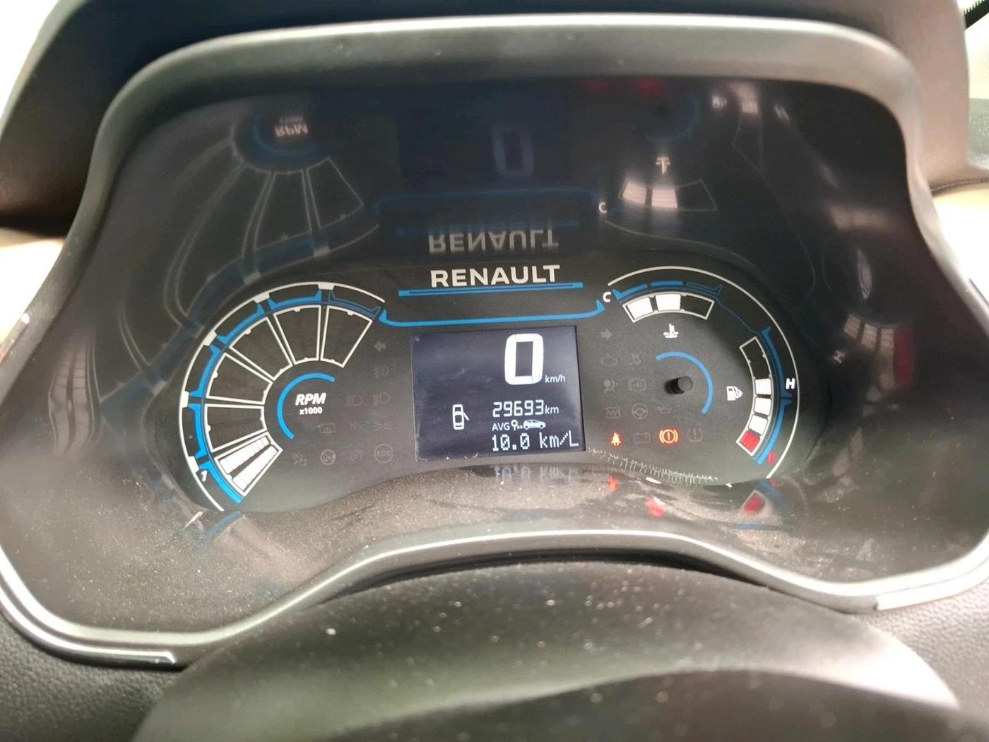 2022 Renault Kiger RXT (O) MT, CNG, Manual, 29,693 km, interior