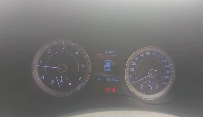 2019 Hyundai VENUE SX(O) 1.4 CRDI, Diesel, Manual, 1,23,158 km, interior