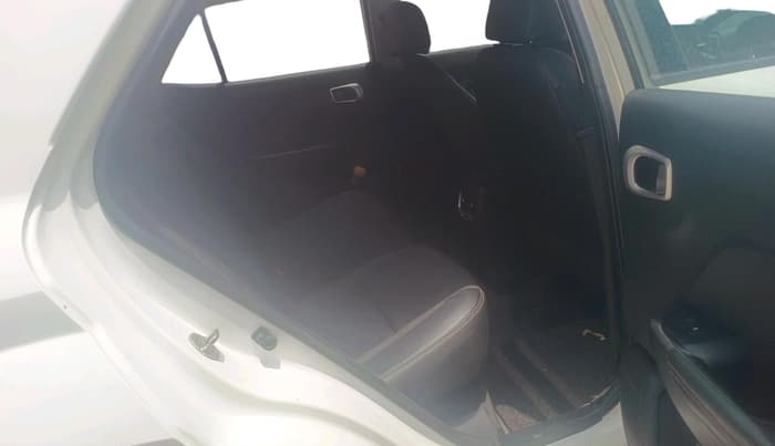 2019 Hyundai VENUE SX(O) 1.4 CRDI, Diesel, Manual, 1,23,158 km, interior