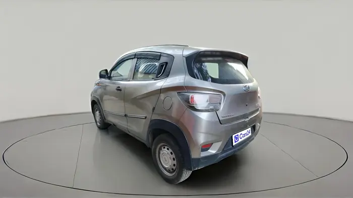 2018 Mahindra KUV 100 NXT K2 P 6 STR, Petrol, Manual, 64,389 km, exterior