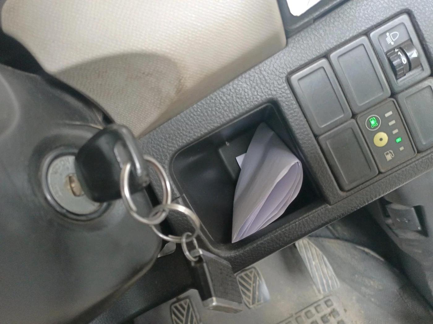 2016 Maruti Wagon R 1.0 LXI CNG, CNG, Manual, 1,36,666 km, interior