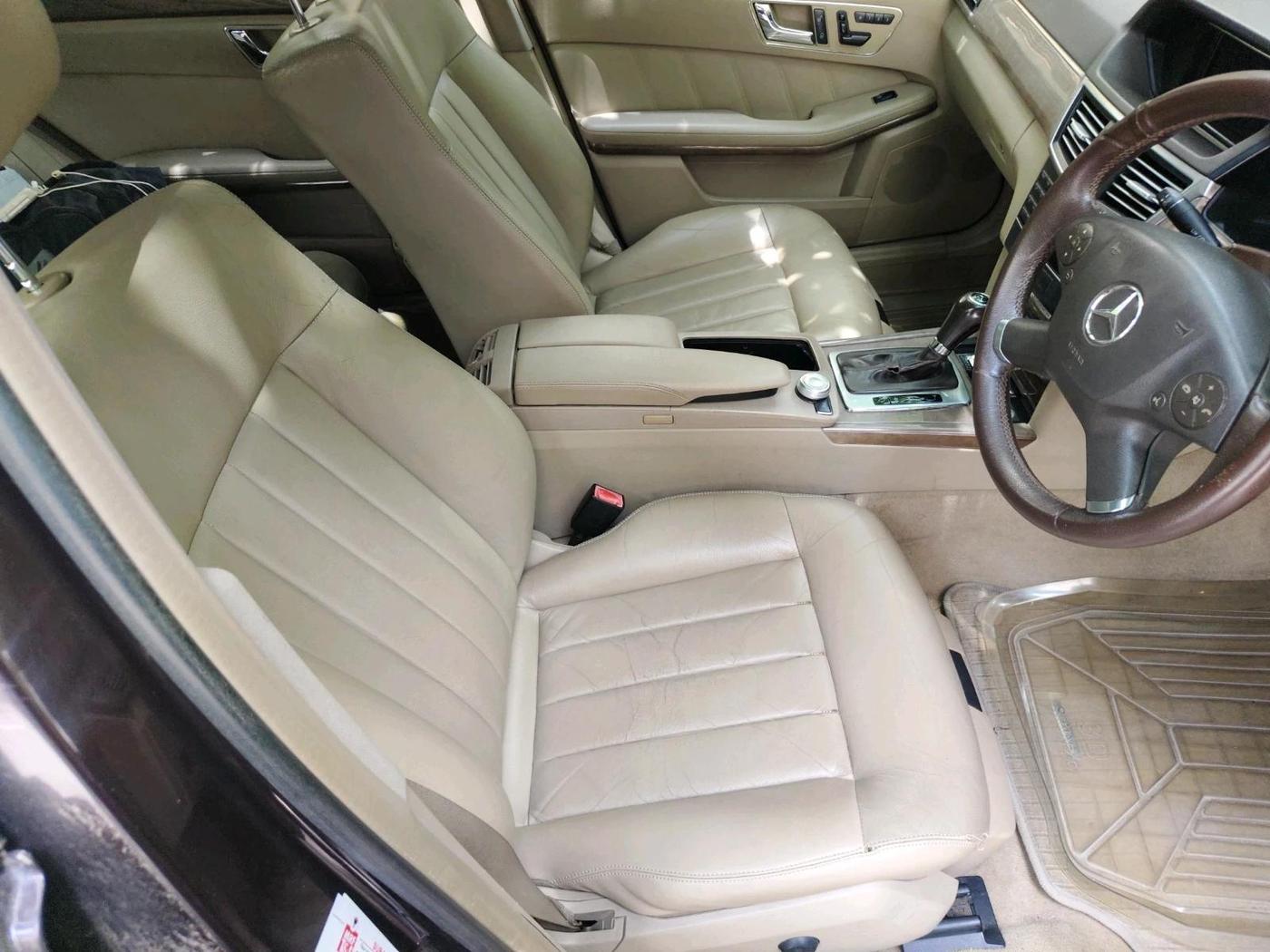 2011 Mercedes Benz E Class E 200 CGI, Petrol, Automatic, 73,566 km, interior