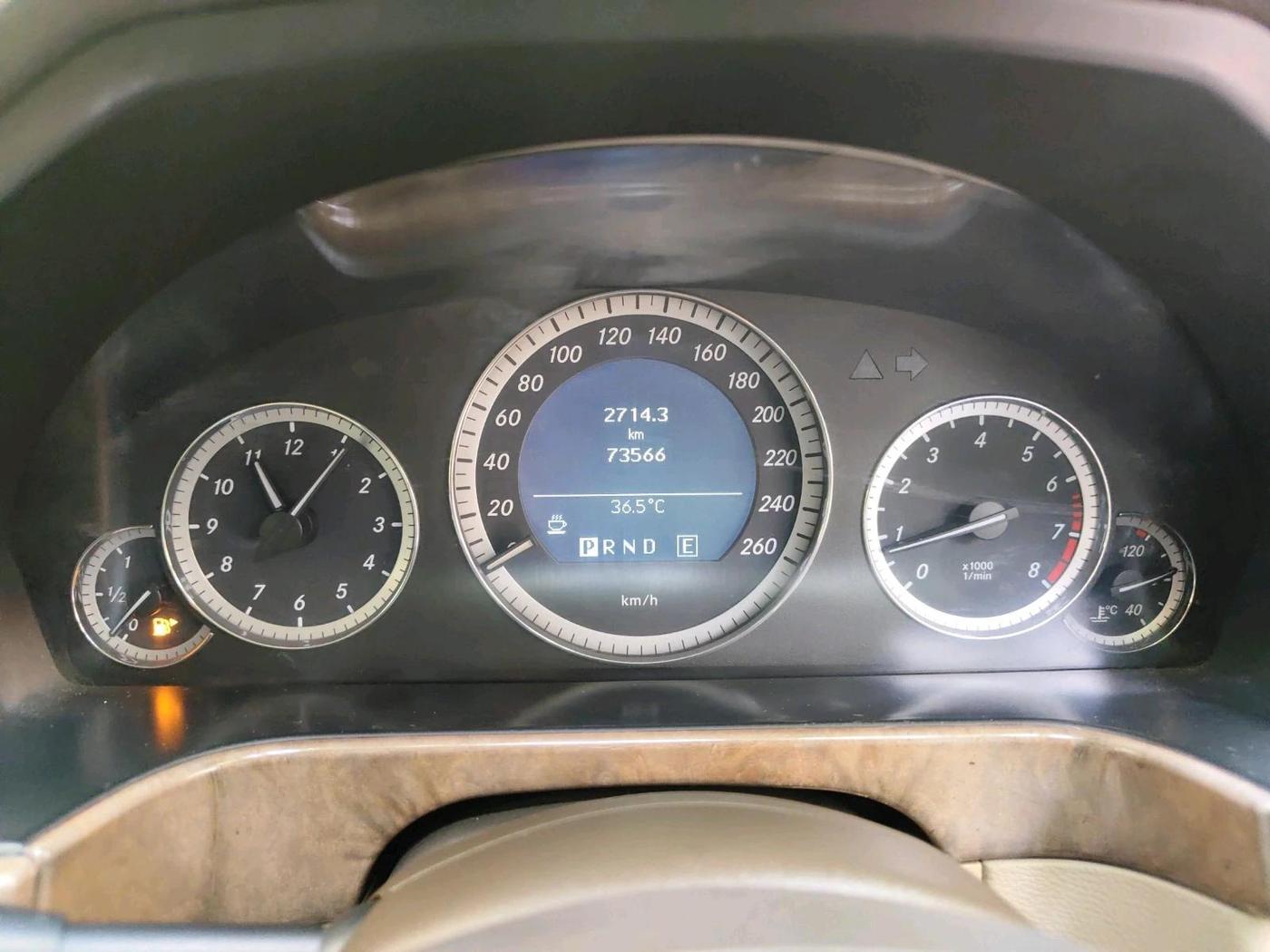 2011 Mercedes Benz E Class E 200 CGI, Petrol, Automatic, 73,566 km, interior