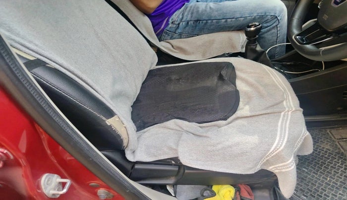 2019 Renault TRIBER RXT, Petrol, Manual, 46,466 km, interior