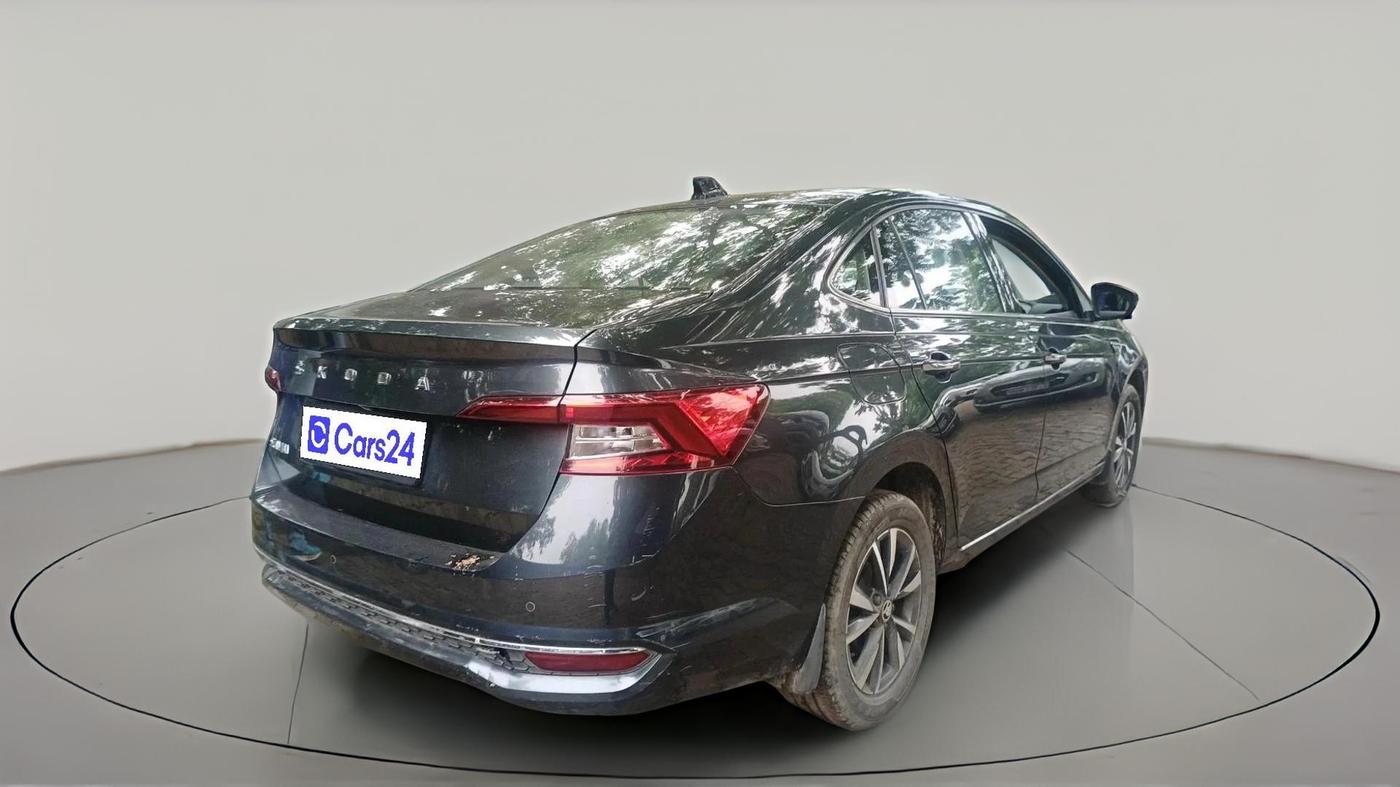 2022 Skoda SLAVIA STYLE 1.0L TSI AT, Petrol, Automatic, 50,911 km, exterior