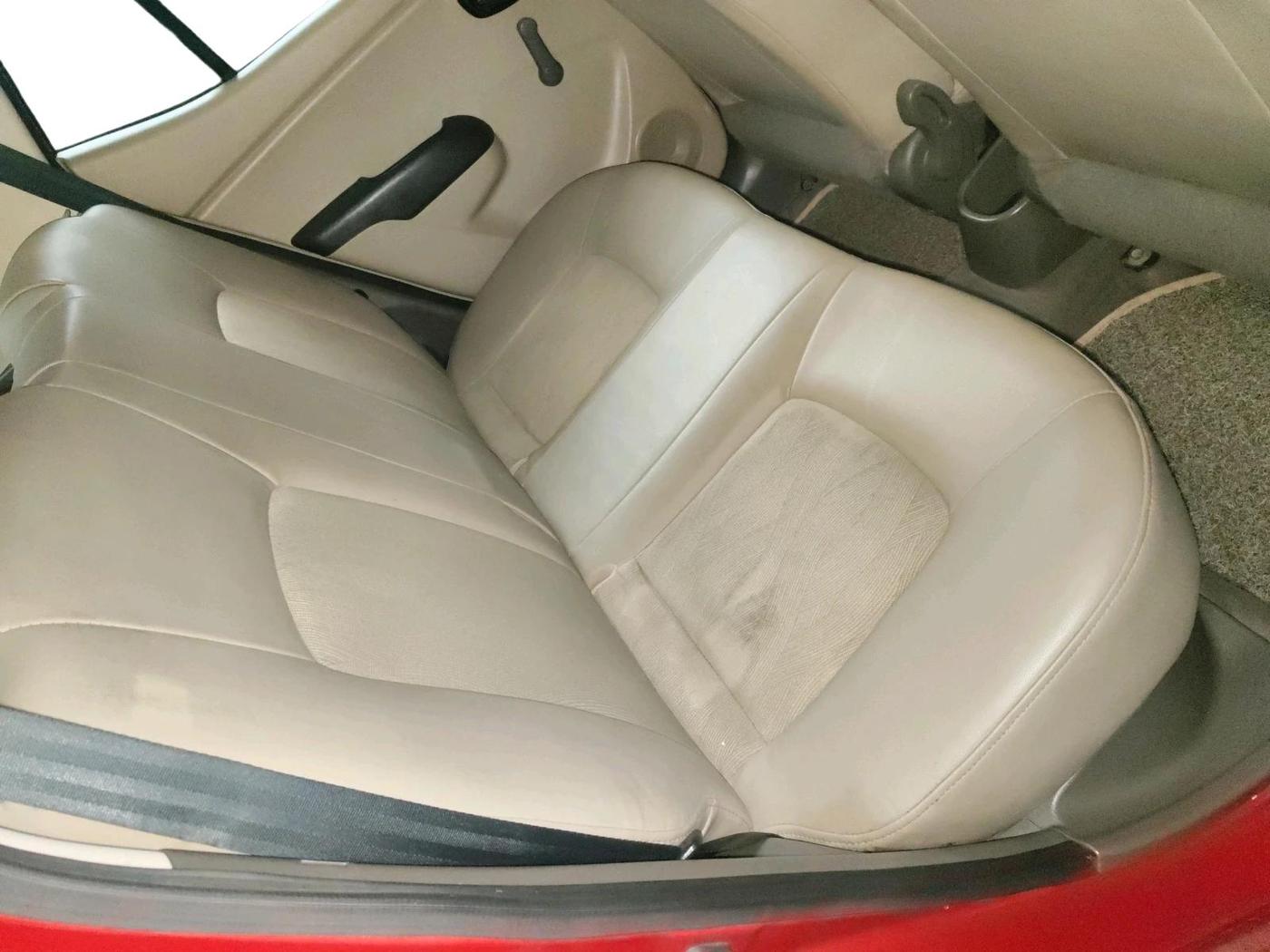 2012 Hyundai i10 ERA 1.1, Petrol, Manual, 67,183 km, interior