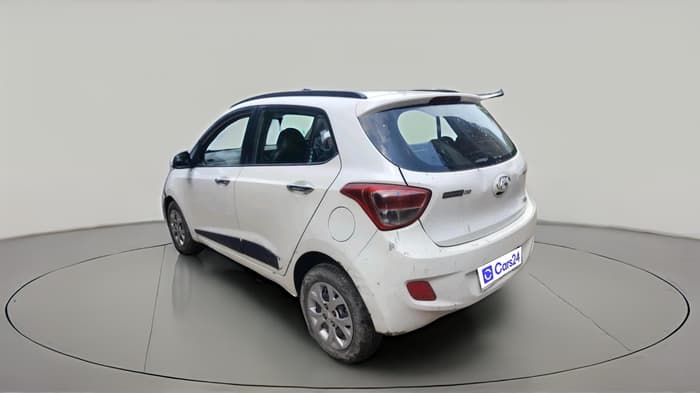 2013 Hyundai Grand i10 SPORTZ 1.2 KAPPA VTVT, CNG, Manual, 1,56,502 km, exterior
