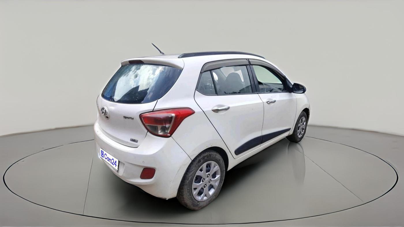 2013 Hyundai Grand i10 SPORTZ 1.2 KAPPA VTVT, CNG, Manual, 1,56,502 km, exterior