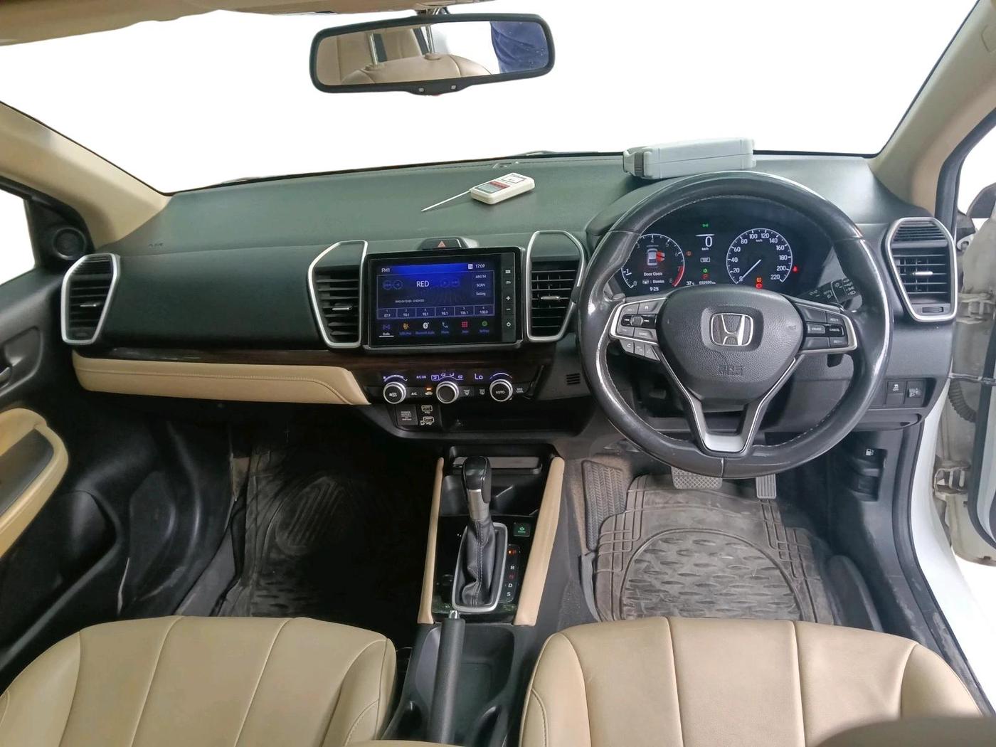 2022 Honda City 1.5L I-VTEC ZX CVT, Petrol, Automatic, 32,599 km, interior