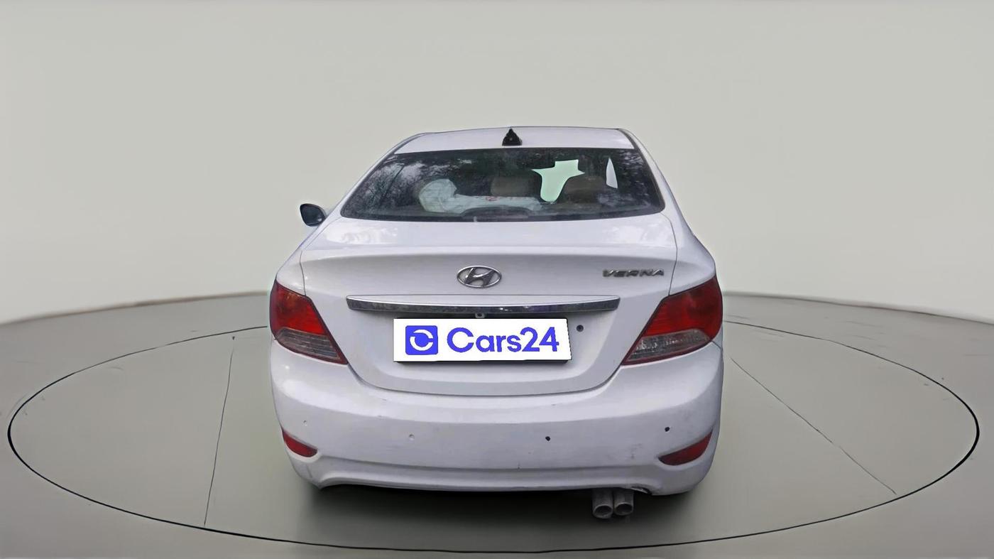 2011 Hyundai Verna FLUIDIC 1.6 VTVT SX, CNG, Manual, 1,29,416 km, exterior