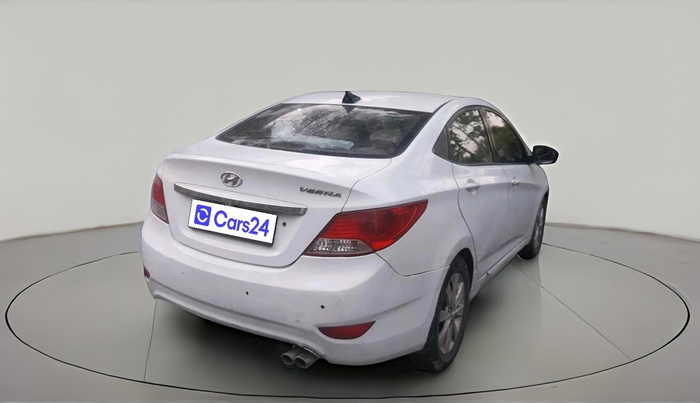 2011 Hyundai Verna FLUIDIC 1.6 VTVT SX, CNG, Manual, 1,29,416 km, exterior