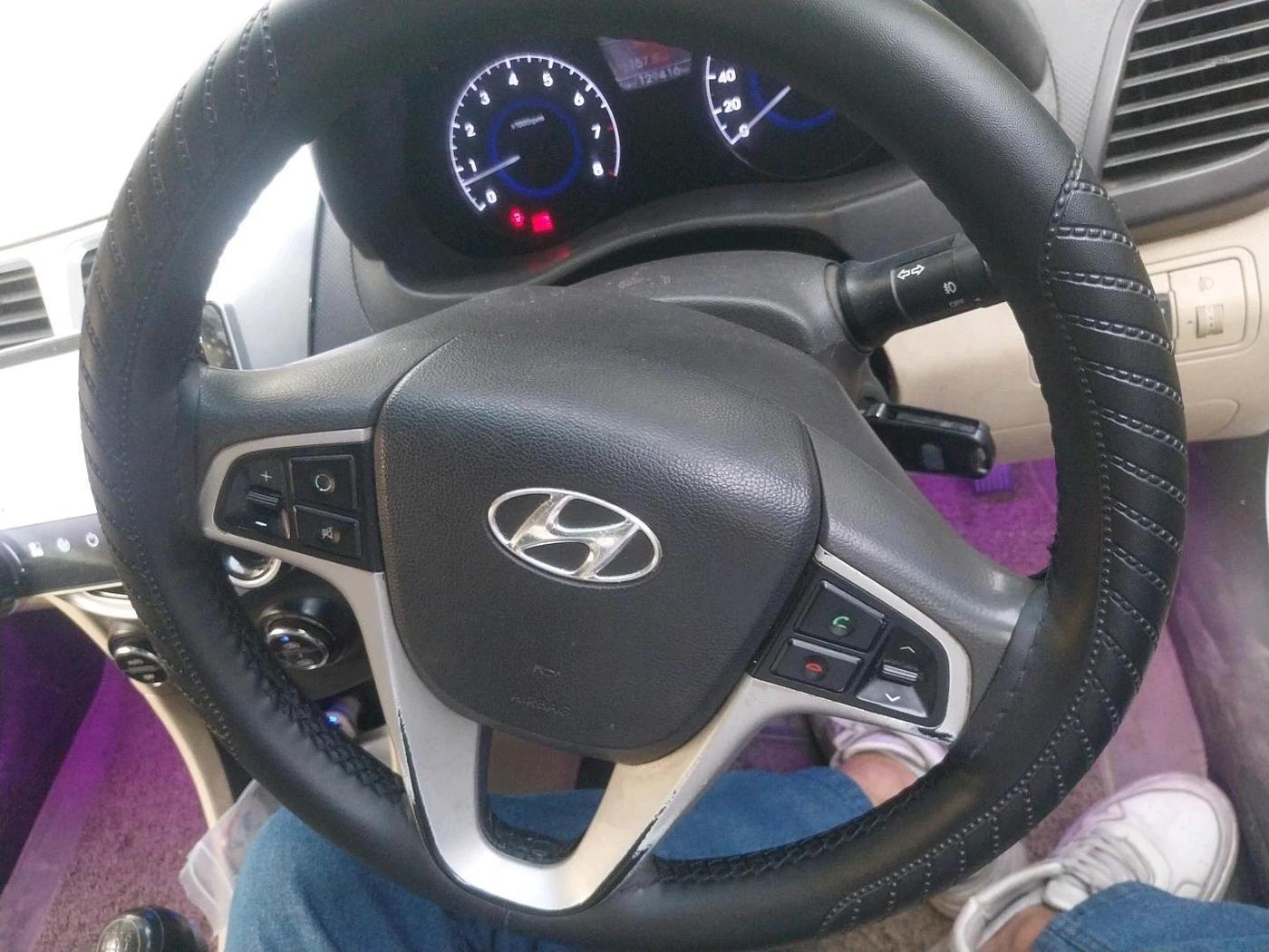 2011 Hyundai Verna FLUIDIC 1.6 VTVT SX, CNG, Manual, 1,29,416 km, interior