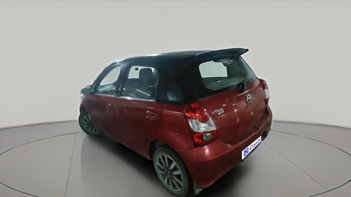 2018 Toyota Etios Liva V, CNG, Manual, 1,44,273 km, exterior