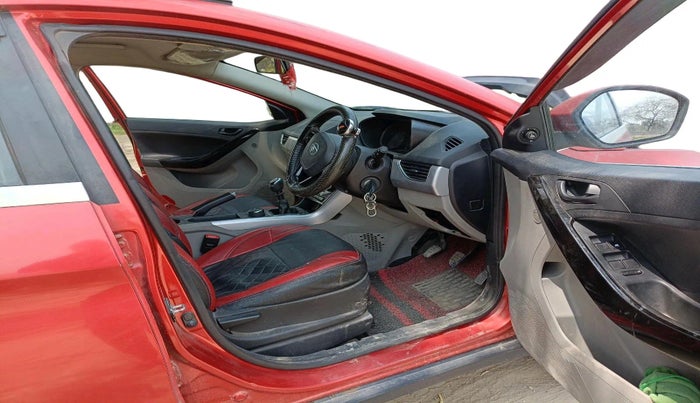 2019 Tata NEXON XT PETROL, Petrol, Manual, 54,840 km, interior