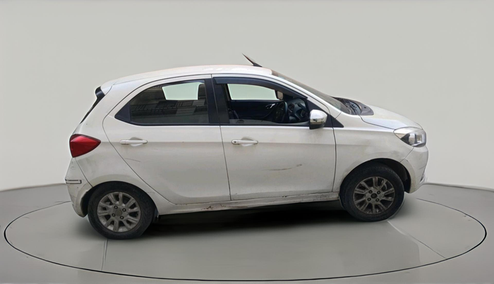 2016 Tata Tiago XZ PETROL, CNG, Manual, 1,06,958 km, exterior