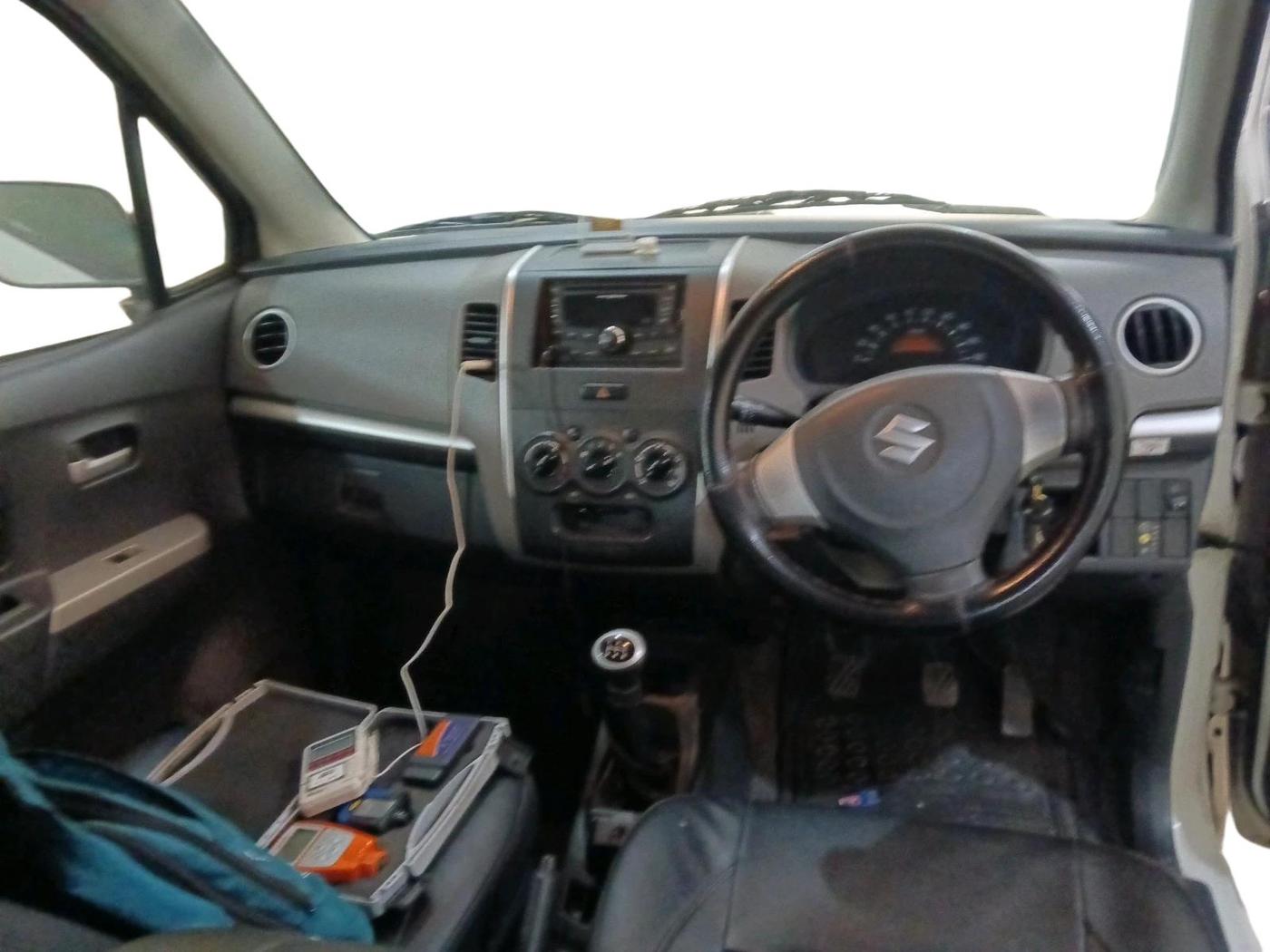 2011 Maruti Wagon R 1.0 LXI CNG, CNG, Manual, 49,484 km, interior