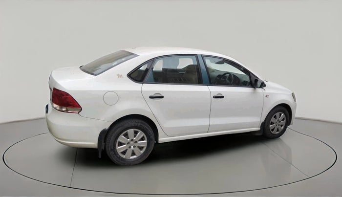 2011 Volkswagen Vento TRENDLINE 1.6, Petrol, Manual, 1,06,443 km, exterior