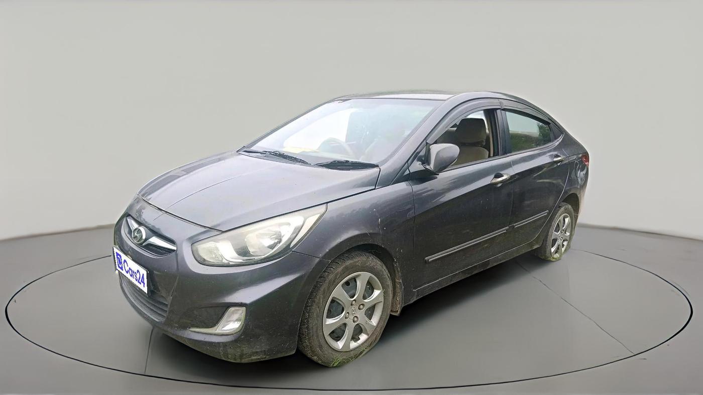 2012 Hyundai Verna FLUIDIC 1.6 VTVT EX, CNG, Manual, 1,07,374 km, exterior