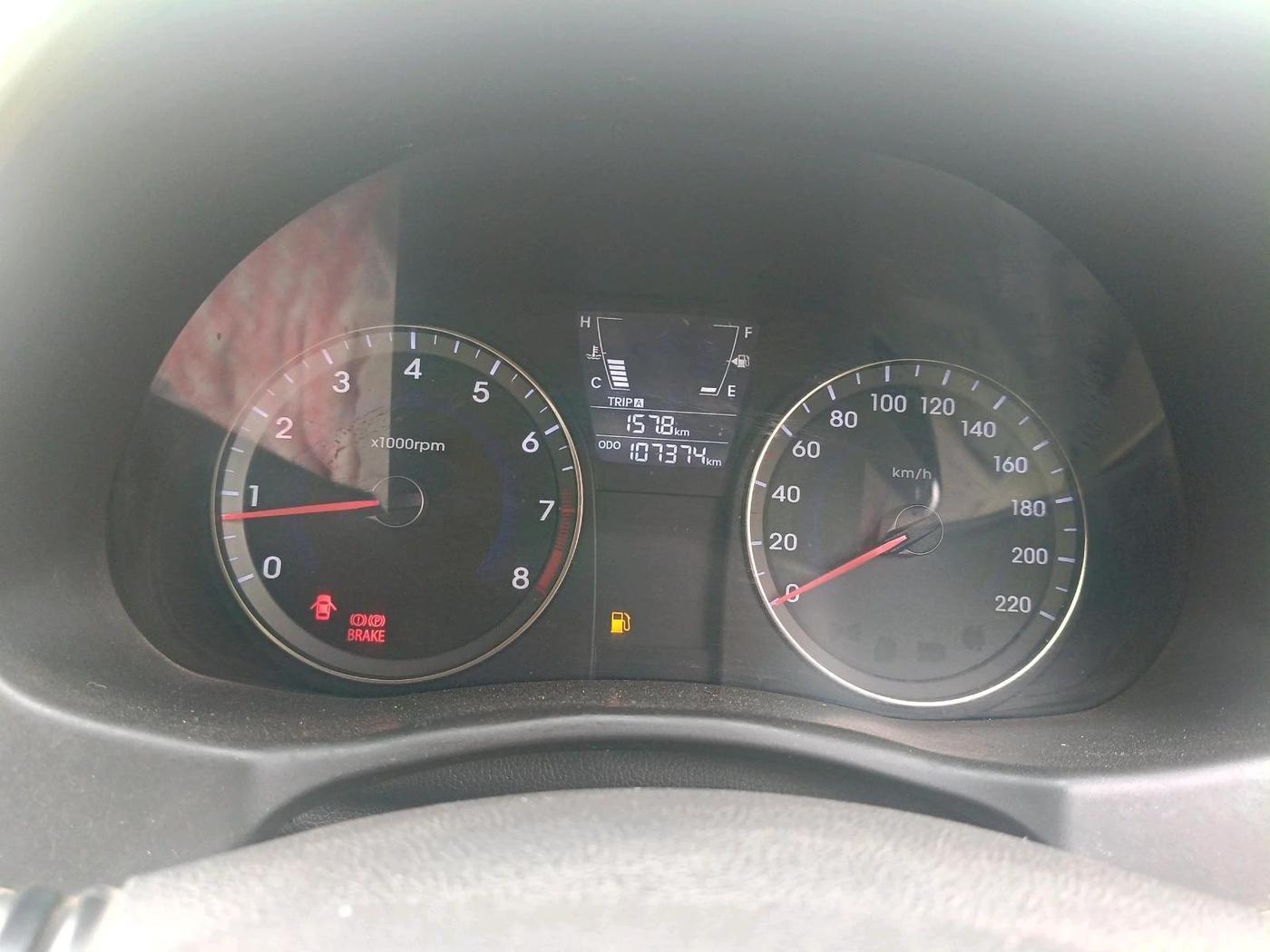 2012 Hyundai Verna FLUIDIC 1.6 VTVT EX, CNG, Manual, 1,07,374 km, interior