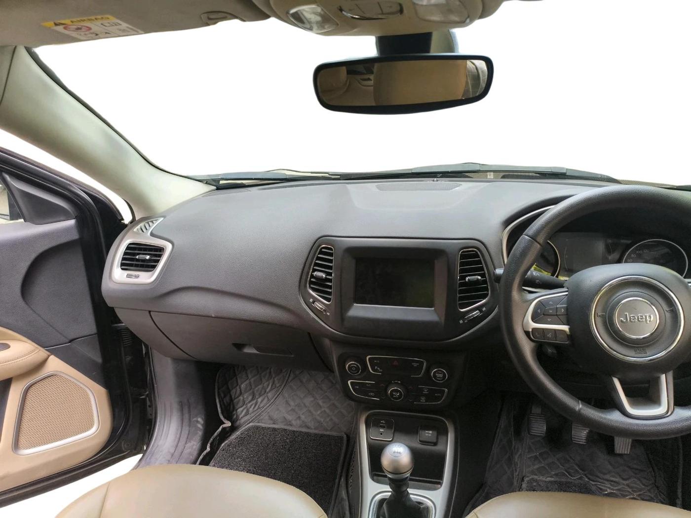 2017 Jeep Compass LONGITUDE 2.0 DIESEL, Diesel, Manual, 1,27,158 km, interior
