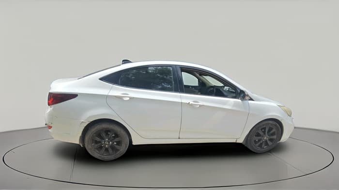2012 Hyundai Verna FLUIDIC 1.6 VTVT SX, Petrol, Manual, 1,10,838 km, exterior