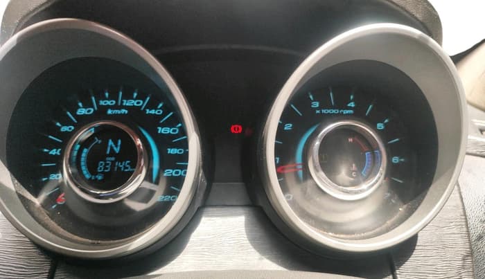 2016 Mahindra XUV500 W10 1.99, Diesel, Manual, 83,145 km, interior