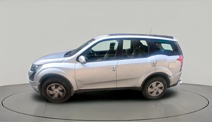 2016 Mahindra XUV500 W6 1.99, Diesel, Manual, 71,487 km, exterior