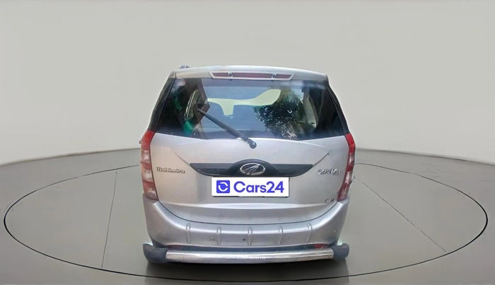 2016 Mahindra XUV500 W6 1.99, Diesel, Manual, 71,487 km, exterior