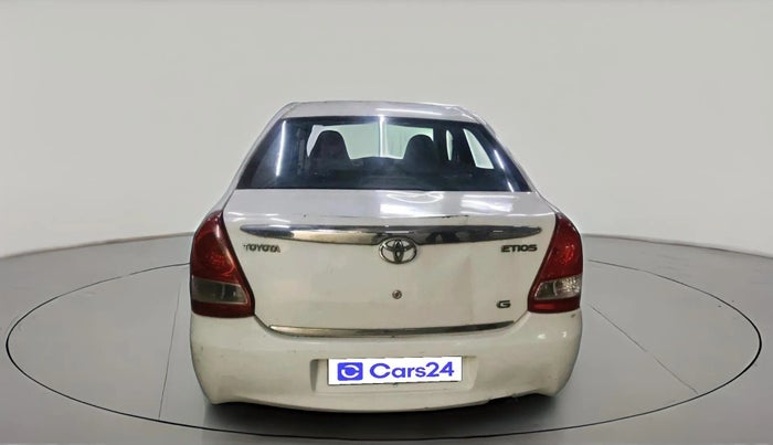 2011 Toyota Etios G, CNG, Manual, 1,18,799 km, exterior