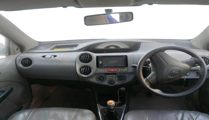 2011 Toyota Etios G, CNG, Manual, 1,18,799 km, interior