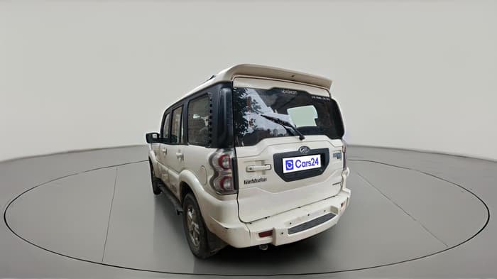 2017 Mahindra Scorpio S10 1.99, Diesel, Manual, 76,393 km, exterior