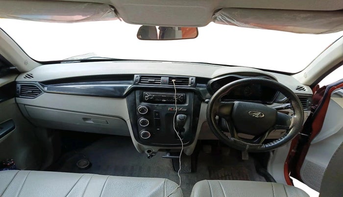 2016 Mahindra Kuv100 K4 6 STR, Petrol, Manual, 17,504 km, interior
