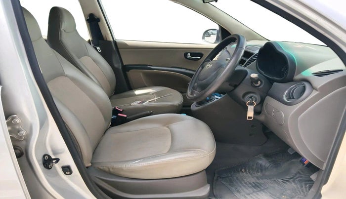 2011 Hyundai i10 MAGNA 1.2, Petrol, Manual, 33,939 km, interior