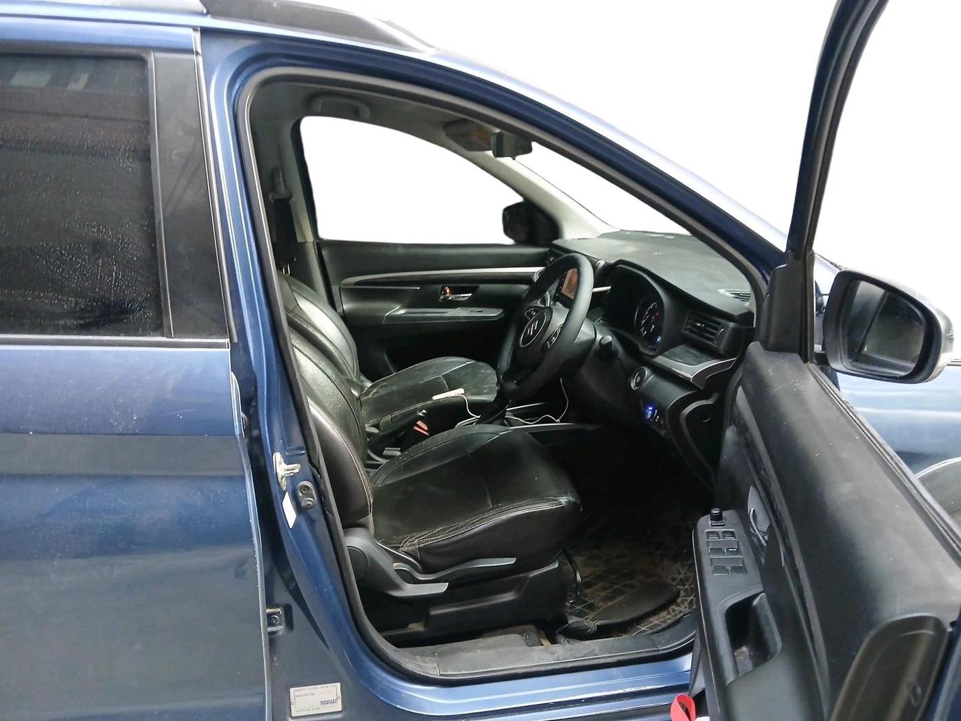 2020 Maruti XL6 ALPHA AT, CNG, Automatic, 61,843 km, interior