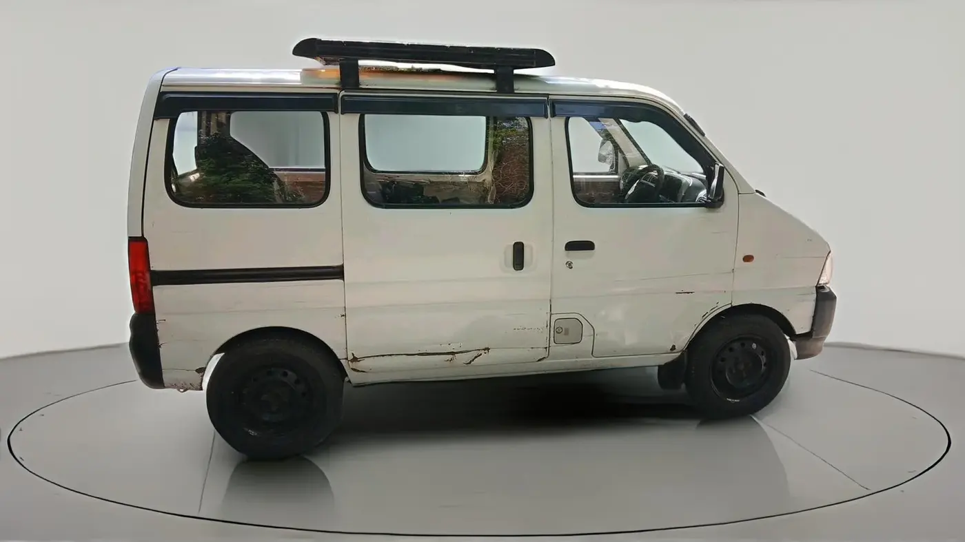 2012 Maruti Eeco 7 STR, CNG, Manual, 83,326 km, exterior