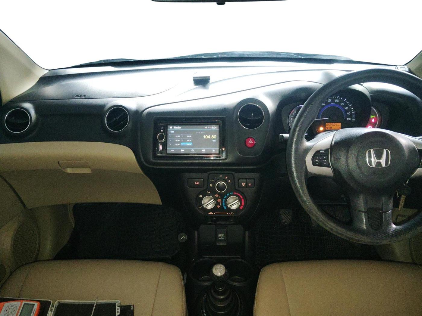 2015 Honda Amaze 1.2L I-VTEC VX, Petrol, Manual, 52,901 km, interior
