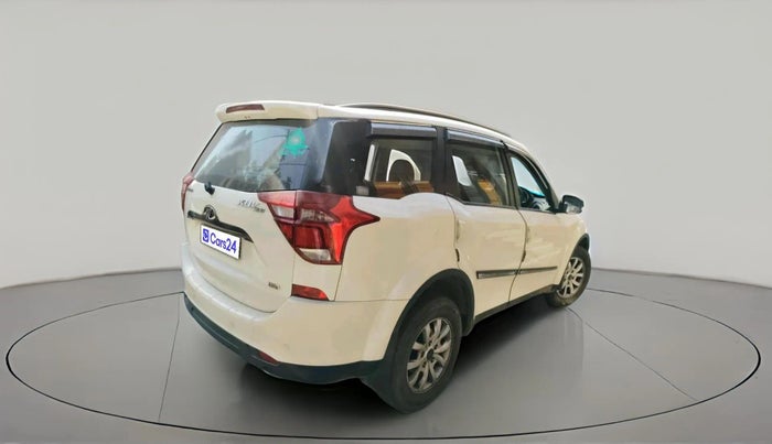 2018 Mahindra XUV500 W9, Diesel, Manual, 1,11,415 km, exterior