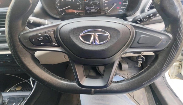 2023 Tata ALTROZ XMA PLUS PETROL, Petrol, Manual, 43,837 km, interior