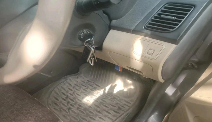 2012 Hyundai Eon ERA, Petrol, Manual, 65,936 km, interior